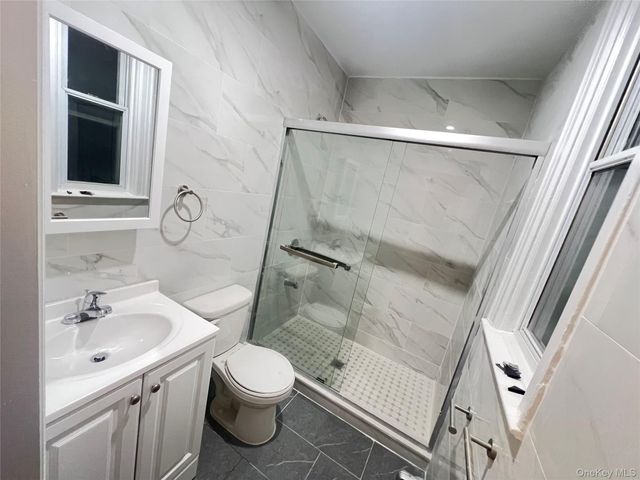 30-06 85th Street 2nd Fl, East Elmhurst, NY 11370