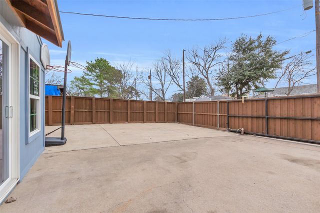 1308 Abbott Drive, Irving, TX 75060