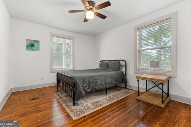 911 Hamilton Court, Savannah, GA 31401