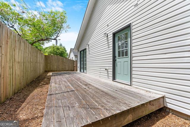 911 Hamilton Court, Savannah, GA 31401