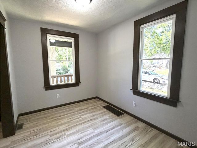 710 Annex Street, Belleville, IL 62220