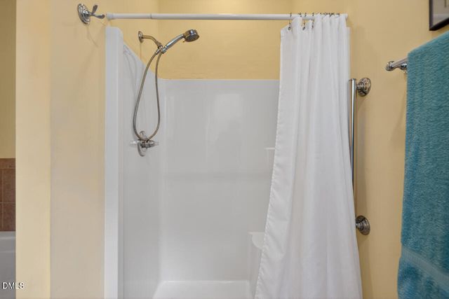 212 Climbing Aster Court, Mebane, NC 27302