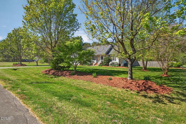 212 Climbing Aster Court, Mebane, NC 27302