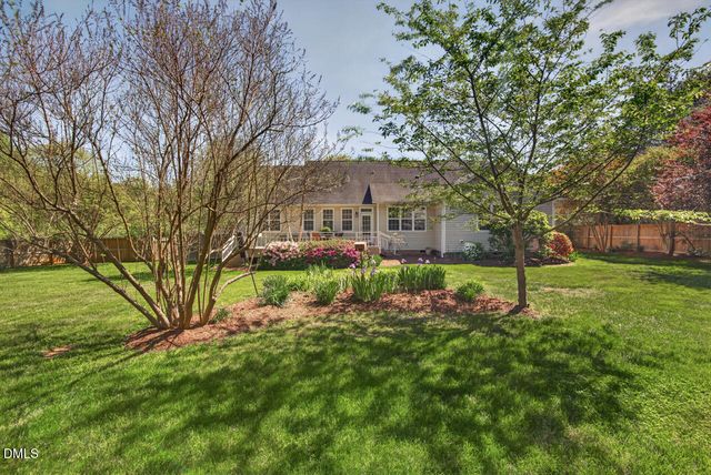 212 Climbing Aster Court, Mebane, NC 27302