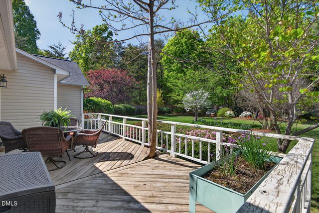 212 Climbing Aster Court, Mebane, NC 27302