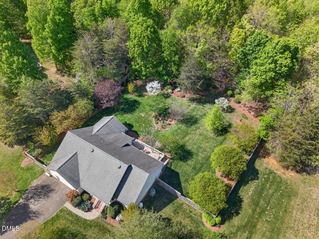 212 Climbing Aster Court, Mebane, NC 27302