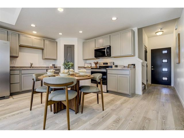 1881 Erin Loop, Colorado Springs, CO 80918