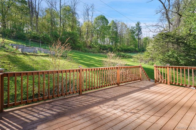 40 Amherst Lane, Wappingers Falls, NY 12590