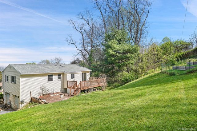 40 Amherst Lane, Wappingers Falls, NY 12590