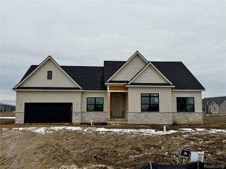 5381 Championship Drive, Fenton Charter Township, MI 48451
