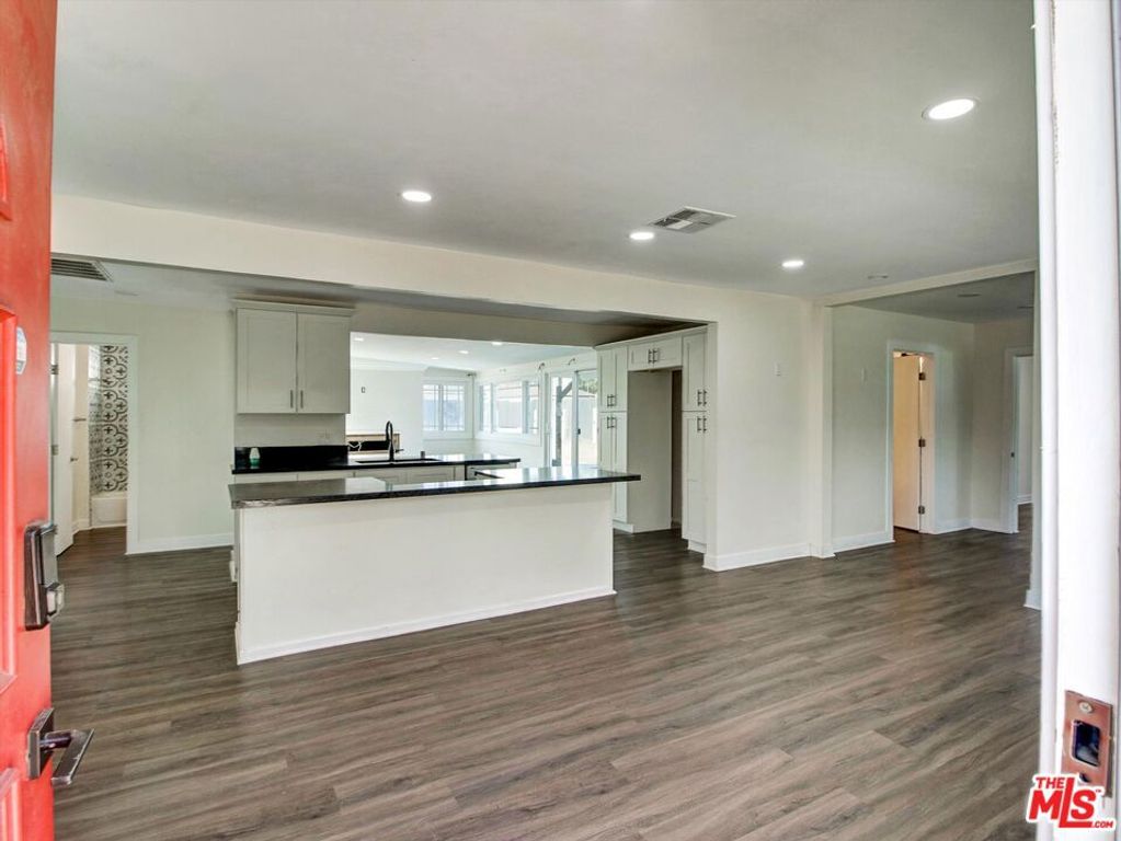 5518 W 117th Street, Inglewood, CA 90304 — photo 5