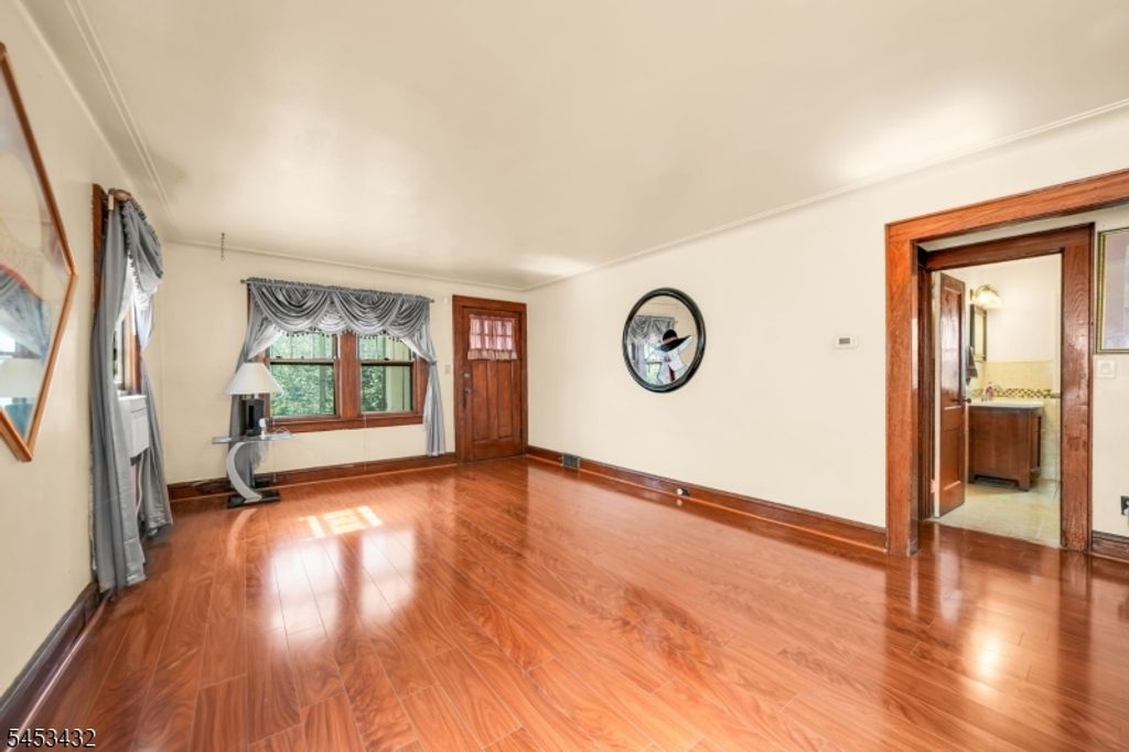243 Globe Ave, Union Twp., NJ 07083 — photo 4