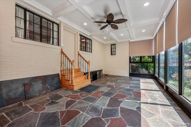 1264 Rhinelander Avenue, Bronx, NY 10461