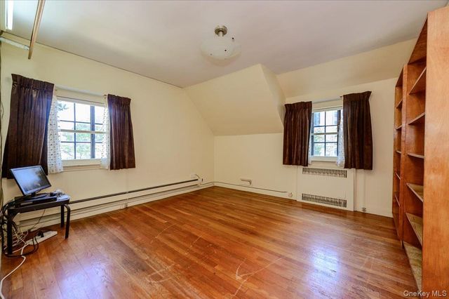 1264 Rhinelander Avenue, Bronx, NY 10461