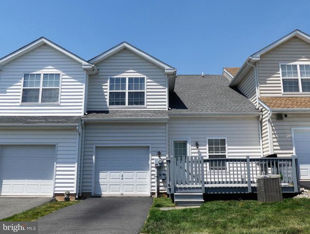 2133 HANFORD WAY, Pennsburg, PA 18073