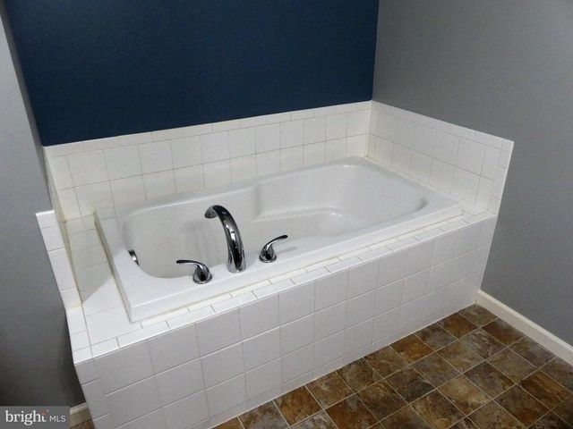 2133 HANFORD WAY, Pennsburg, PA 18073