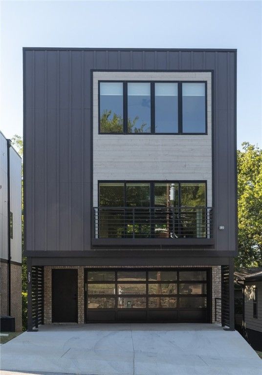 207 W Lafayette Street, Fayetteville, AR 72701