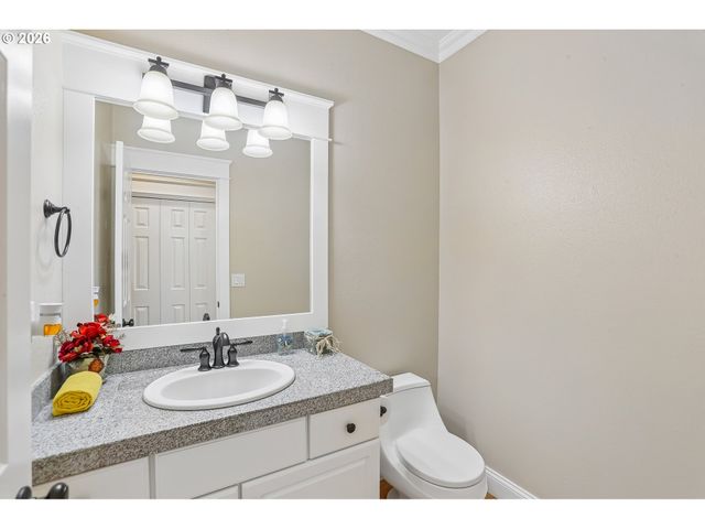 20495 Sw TREMONT Way, Beaverton, OR 97007