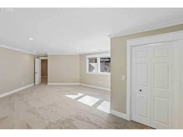 20495 Sw TREMONT Way, Beaverton, OR 97007