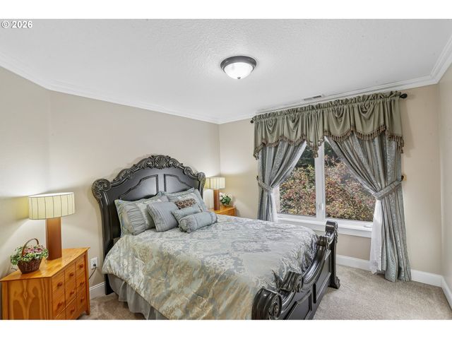 20495 Sw TREMONT Way, Beaverton, OR 97007