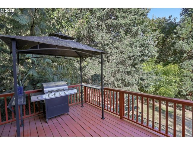 20495 Sw TREMONT Way, Beaverton, OR 97007
