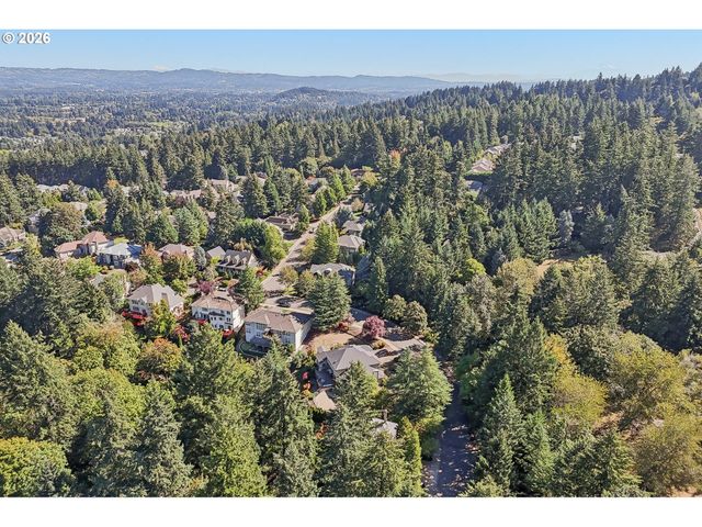 20495 Sw TREMONT Way, Beaverton, OR 97007