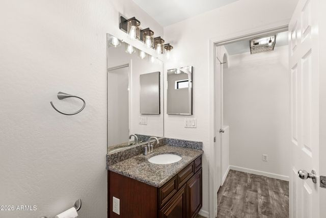 2272 E COCHISE Avenue, Apache Junction, AZ 85119