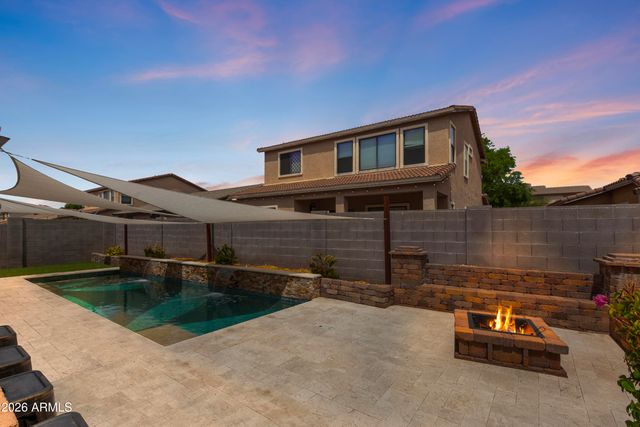 2272 E COCHISE Avenue, Apache Junction, AZ 85119