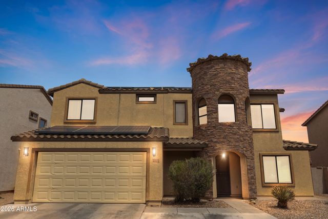 2272 E COCHISE Avenue, Apache Junction, AZ 85119