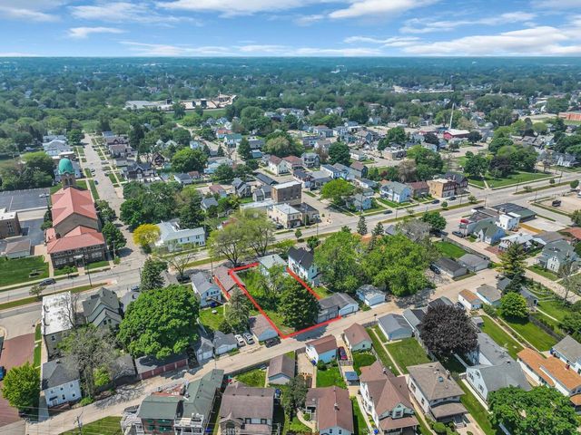 4715 7th AVENUE, Kenosha, WI 53140