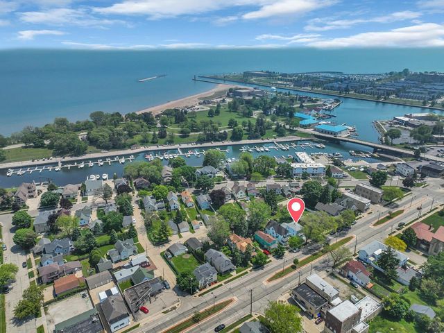 4715 7th AVENUE, Kenosha, WI 53140