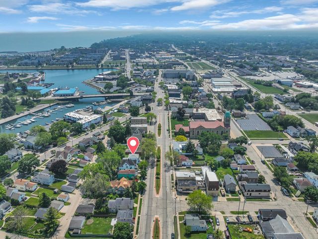 4715 7th AVENUE, Kenosha, WI 53140