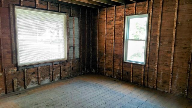 4715 7th AVENUE, Kenosha, WI 53140