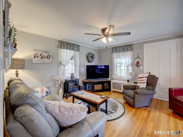 436 Middle Turnpike East, Manchester, CT 06040