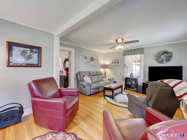 436 Middle Turnpike East, Manchester, CT 06040