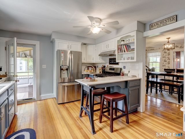 436 Middle Turnpike East, Manchester, CT 06040