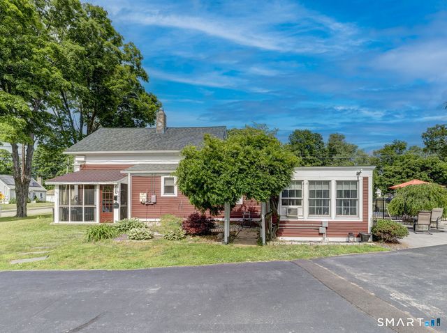 436 Middle Turnpike East, Manchester, CT 06040