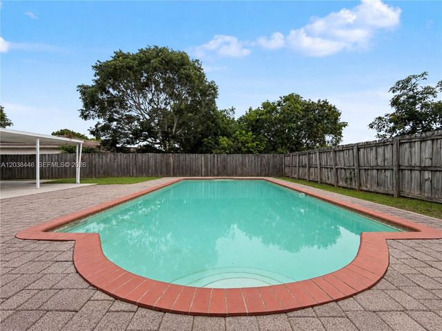 21965 SW 125th Ave, Miami, FL 33170