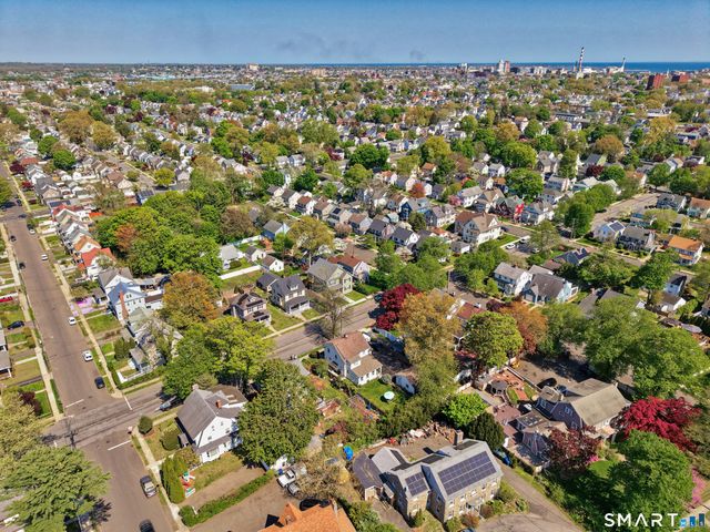 1479 Laurel Avenue, Bridgeport, CT 06604