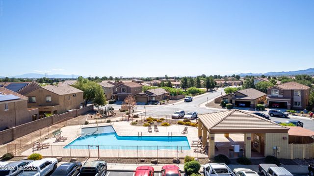 8745 N Black Pine Drive, Tucson, AZ 85743