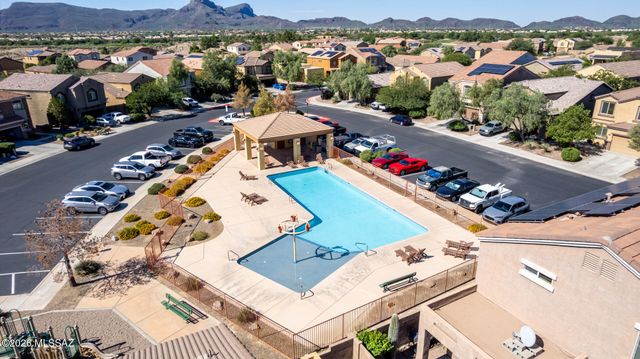 8745 N Black Pine Drive, Tucson, AZ 85743