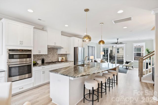420 Grey Reagan Trail 21, Charlotte, NC 28211