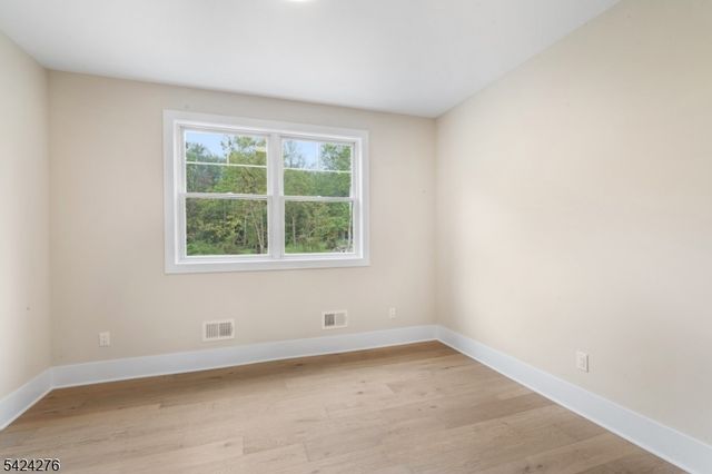 3 Brookside Dr, Warren Twp., NJ 07059