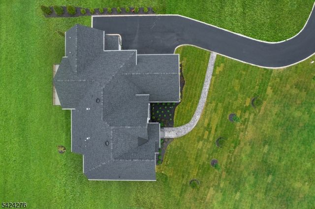 3 Brookside Dr, Warren Twp., NJ 07059