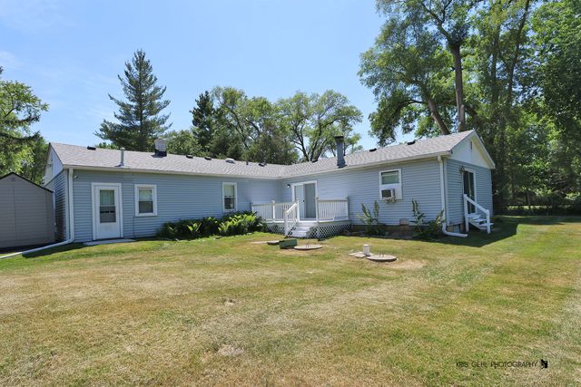 21452 W Sarah Drive, Lake Villa, IL 60046