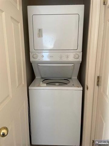 273 Edwards Street 2, Ridgewood, NJ 07450