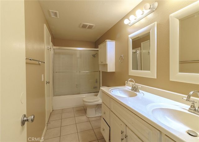 1974 E Lynwood Drive 2B, San Bernardino, CA 92404