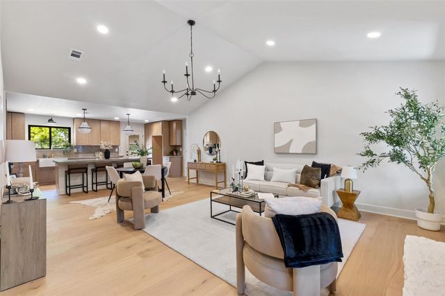 3602 Counselor DR, Austin, TX 78749