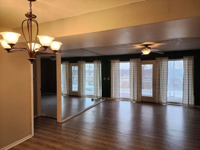 3721 35th Street 1, Moline, IL 61265