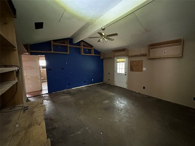 1202 Rebecca Lane, Arlington, TX 76014